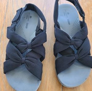 Clark's clouds tempers sandals size 9